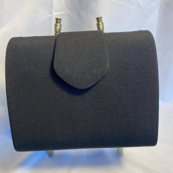 💋 4 FOR $50 / BLACK MINI MATTE SATIN CLUTCH (VGUC) - Picture 5 of 5